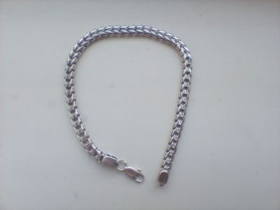 Продам серебряный 925 браслет VERA