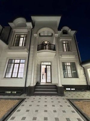 Продается Евро дом циолковский 4 соток 7 комнат 400м2