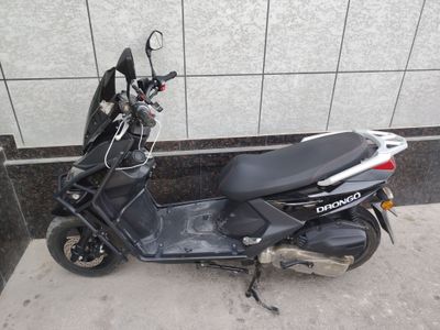 sukuter sotilade