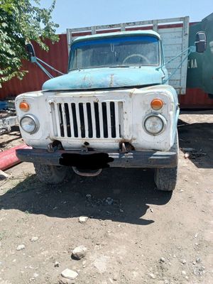 Gaz 53 samasval sotiladi