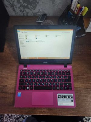 Продается ноутбук Acer aspire v3-111p