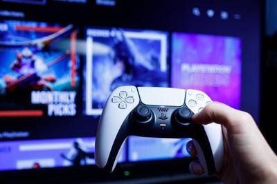 Подписки PS Plus Deluxe/ Extra / Essential для Playstation 4 и PS5