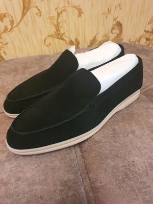 Продаю лоферы новые