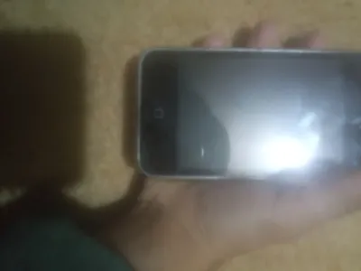 ayfon 3 yaxshi ishlaydi