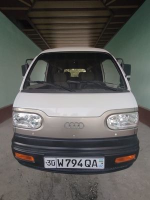 Damas avtomobili