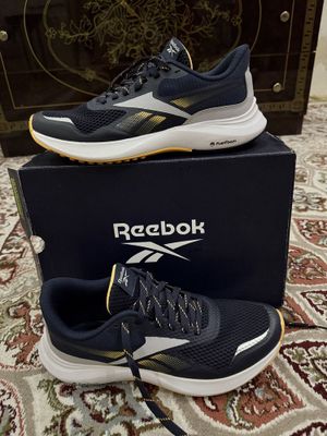 Мужской кроссовки Reebok оригинал