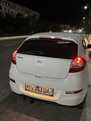 Forza idial holatda 2015 yili