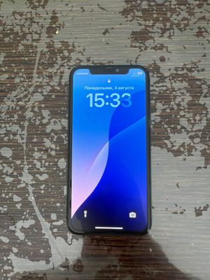 Iphone 11 pro 240$