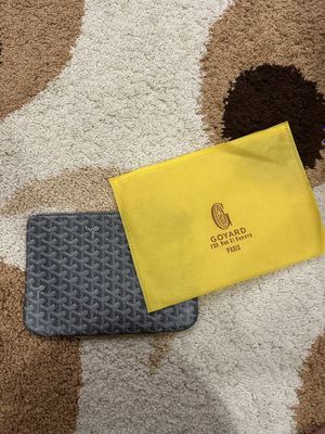 Продаю Goyard новый