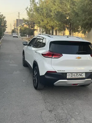 Траккер 2 сотилади