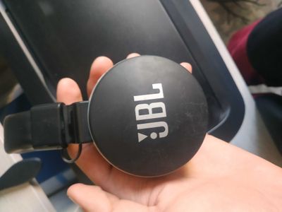 JBL наушники JBL