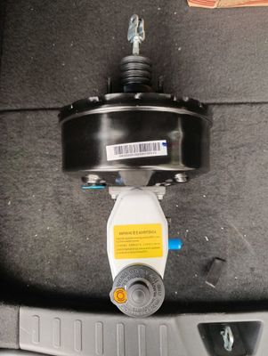 Продаю вакуумный усилитель для JAC T6