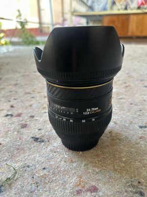 Продам объектив Sigma 24-70mm f/2.8 DG HSM