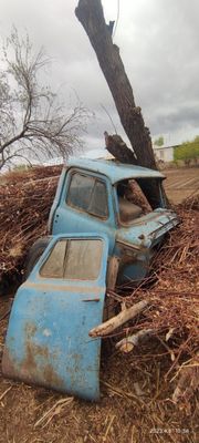 Gaz 53 kabina sotiladi chrigi yoq qraska radnoy