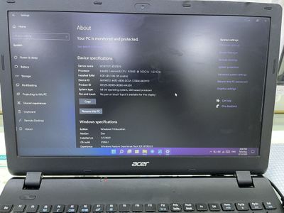 Noutbook Acer Sotiladi.