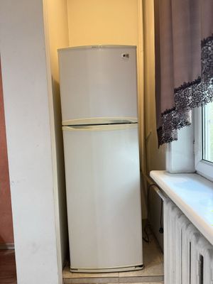 Продам срочно холодильник+морозильник LG 160 см