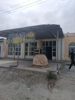 Магазин 90кв Карвон бозор, 80-останока томони.