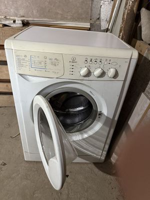 Стиральная машина Indesit