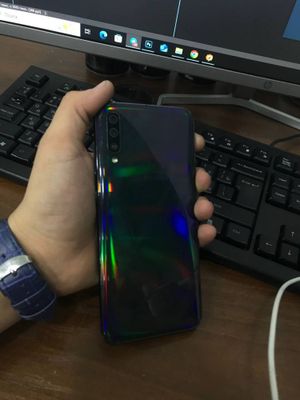 Samsung A70 4/128gb