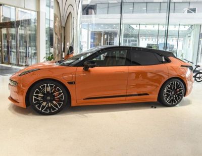 Натариус Zeekr 001 Z sport 2023