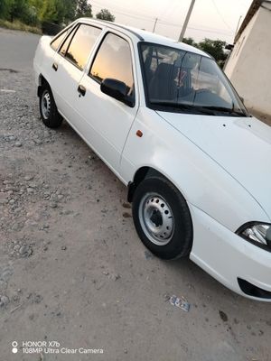 Nexia 2 avtomobil
