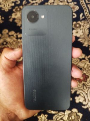 Telefon juda yaxshi.aybi yõq.yangi olganim uchun sotyapman