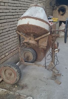 Betonameshalka sotiladi