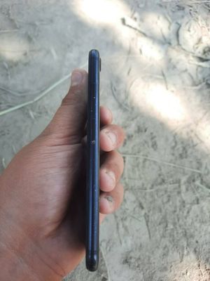 Iphone 7 qora srochni