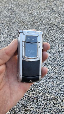 Vertu canstellation keramik.