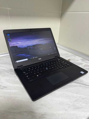 Dell Latitude 5480 14" HD Core i5-6300U 2.4Ghz 8GB/256GB