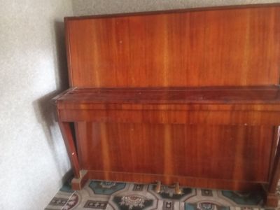 Pianino bor belarus sotiladi narxini kelishamiz