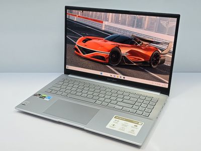 ASUS vivobook pro 15 OLED 16/512 RTX 3050 4GB