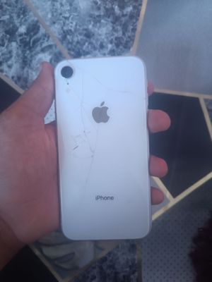 iphone XR 128gb yomkis 100 us aybi batareya uchgan