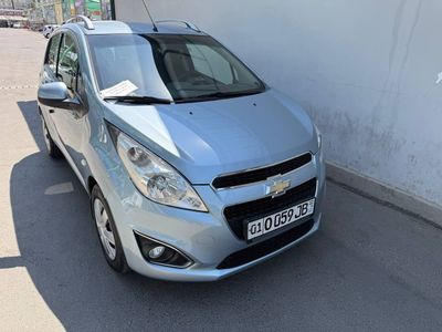 Chevrolet spark 2020 год