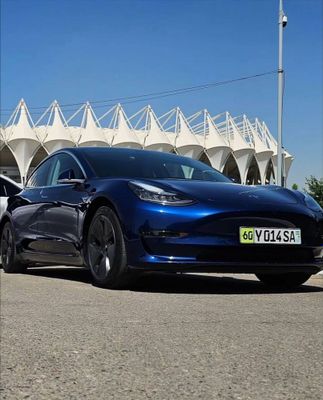 Tesla model 3 550 km yuradi 60ming yurgan ko'k rang