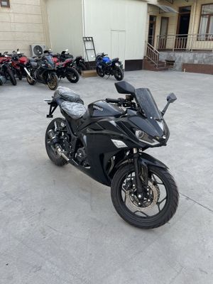 Motosikl Yamaha r3 200куб kredit