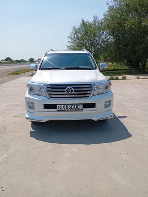 Land crusier Dvuxsotka