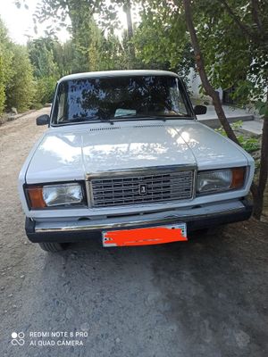 Vaz 2107 sotiladi