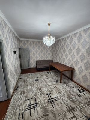 Arenda Yunusobod 11 kvartl 2 xona Oilaga beriladi