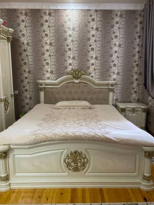 Спальный гарнитур