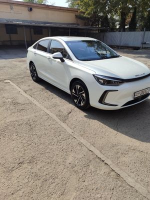Baic Beijing eu5 plus