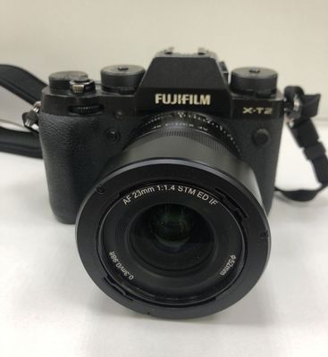 Fujifilm X-T2 + viltrox 23mm f1.4