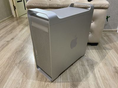 * кейс от Apple Mac Pro