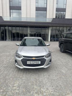 Chevrolet Onix Premier