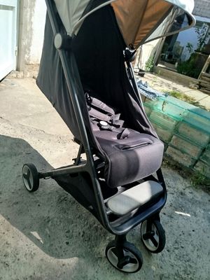 продаётся коляска прогулочная