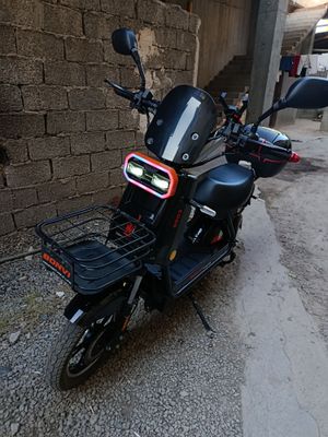 Elektron scooter BONVI