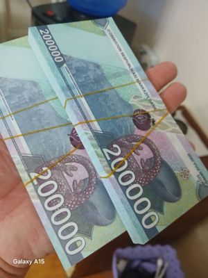 Бутафорские деньги