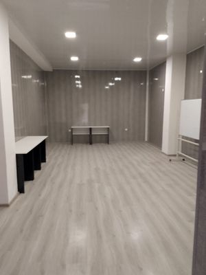 Чиланзар19 2этаж 42м² 1кабинет Юр адрес парковка 24/7