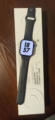 Apple watch series 8 45mm