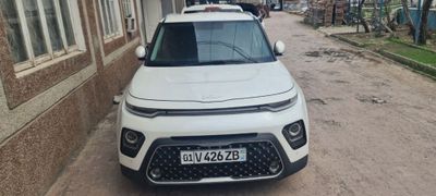 Продаю или обменяю киа соул 2022 года
